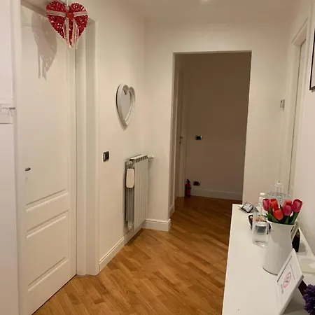 Flaminio Holidays Guest house